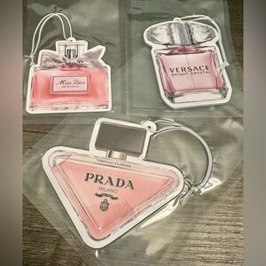 Car Luxe Air freshener (2) New in plastic